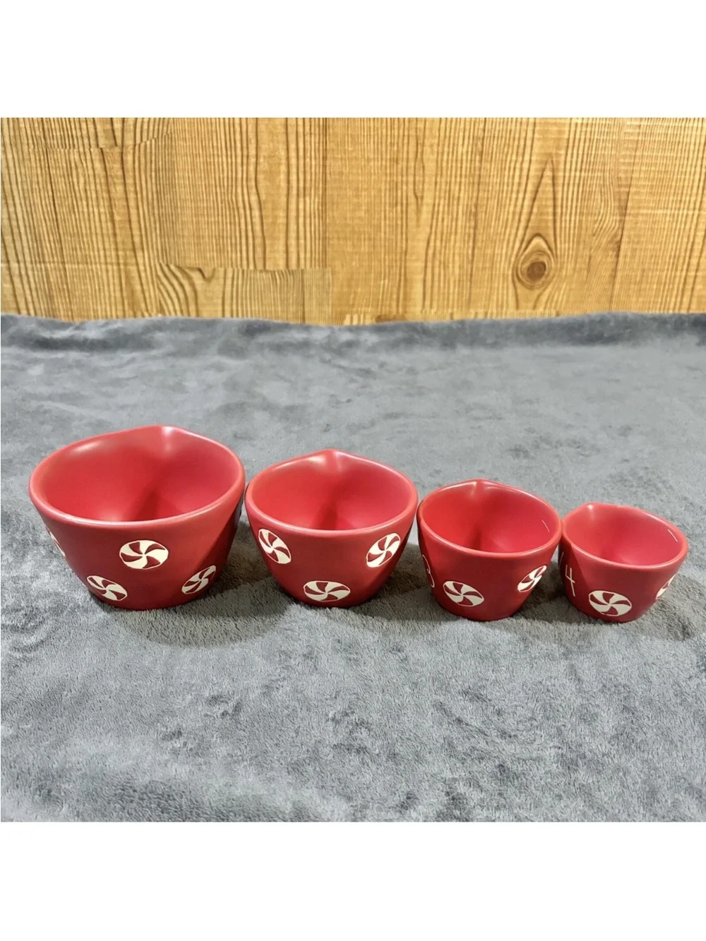 Set Of 4 RAE DUNN Peppermint Candy Measuring Cups Christmas Matte Red MCs NEW